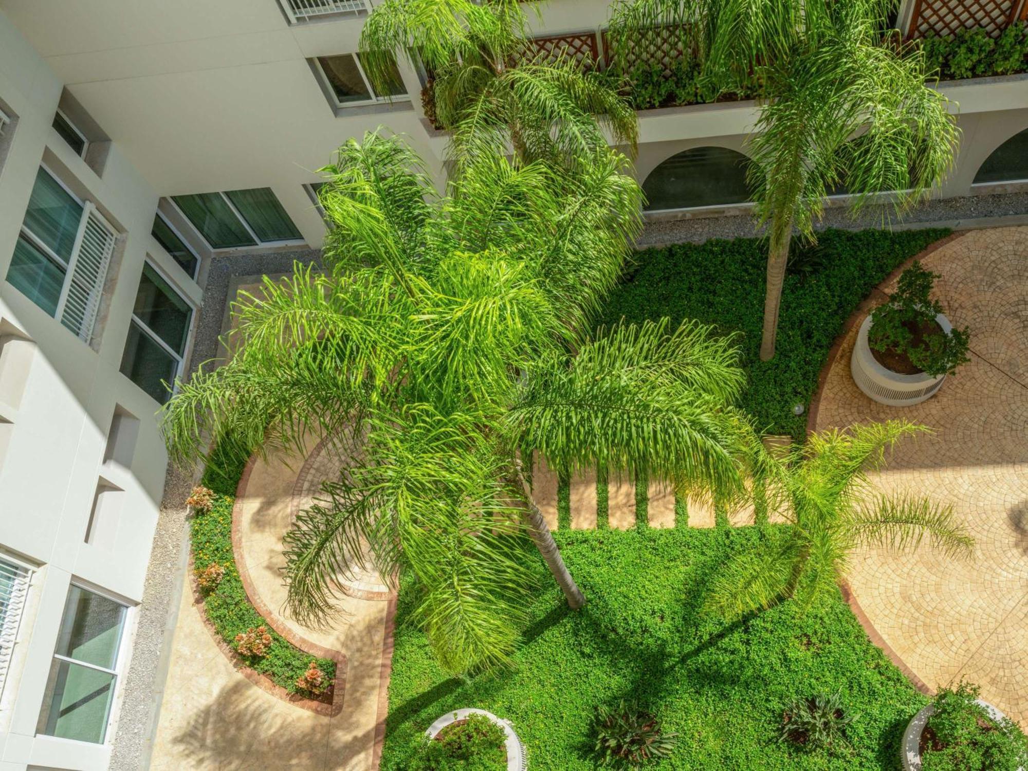 Moevenpick Hotel Beirut Beirute Exterior foto